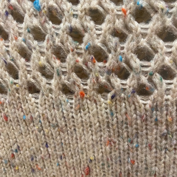 Multi-color sweater - Picture 3 of 4
